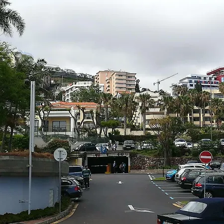 Colinas Do Lido Charme Apartment *